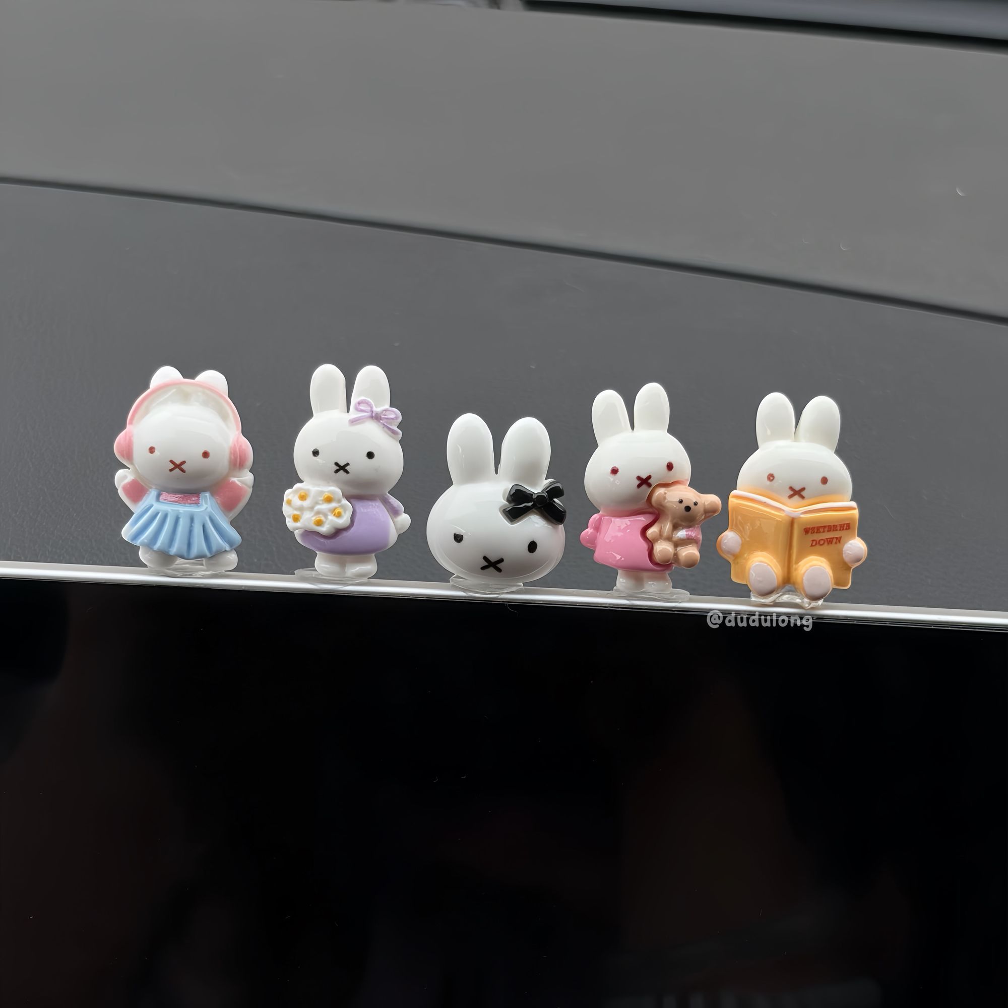 韓国風フラワーブーケ ミッフィーうさぎ 車装飾ステッカー か - Car Accessories Papar のレビューと価格
