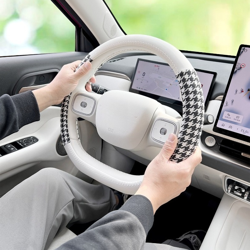 2026年式ORA 5に適合する超薄型滑り止めステアリングホ - Car Accessories Papar のレビューと価格