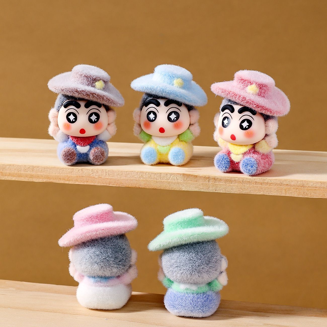 新登場のフロッキーデニム製しんちゃんシリーズミニフィギュア、 - Car Accessories Papar のレビューと価格